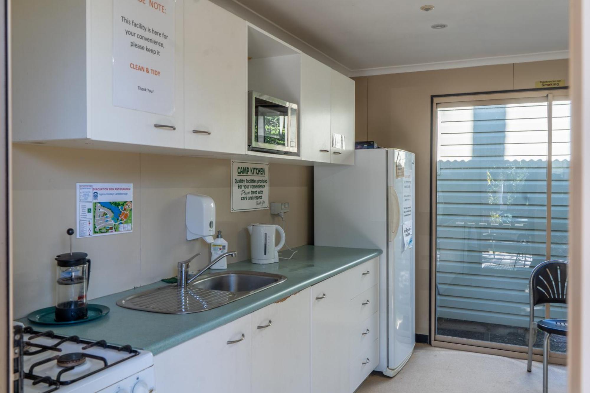 Landsborough Holiday Park 外观 照片